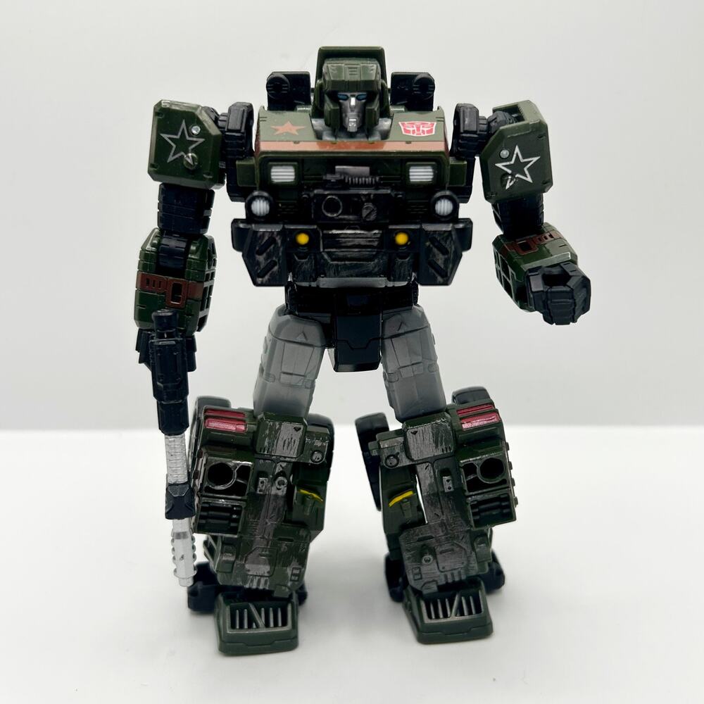 Transformers Siege Hound Hasbro War for Cybertron Generations Deluxe Class EUC